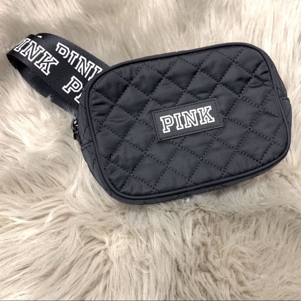 NWT VS PINK BELT BAG (black)